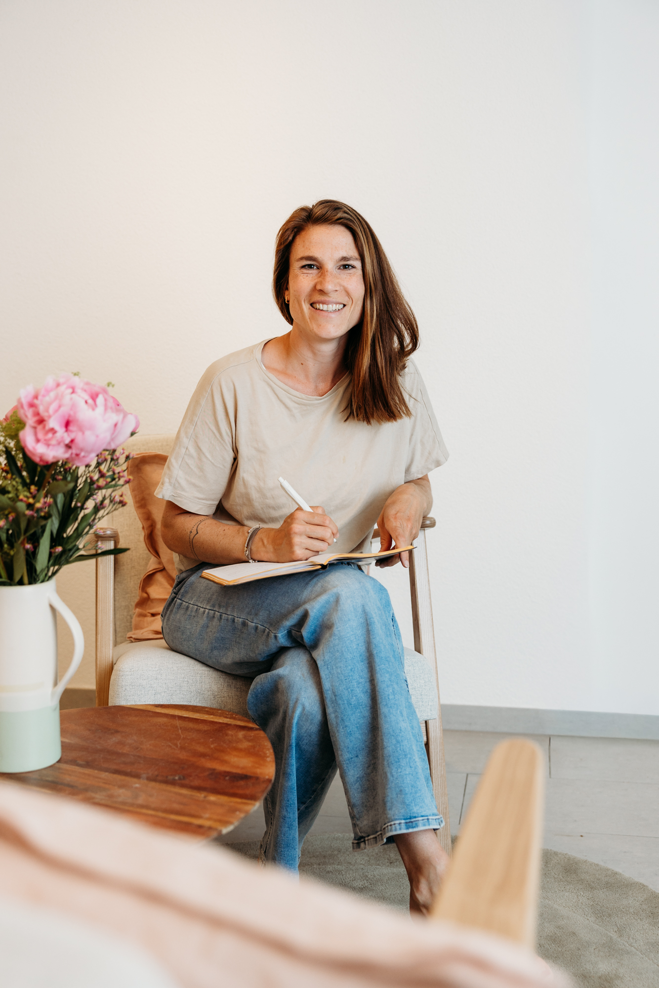 Portrait von Nadine Messerli, psychologische Beraterin für Kinderwunsch, Kindsverlust und Folgeschwangerschaft